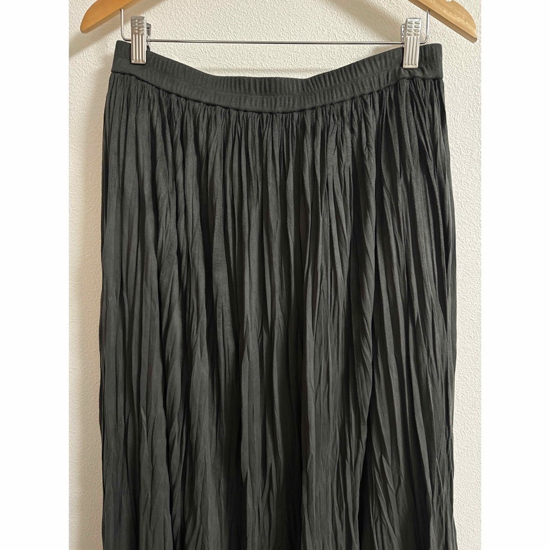 UNTITLED(アンタイトル)の大きいサイズ50 UNTITLEDウエストゴム　ロングプリーツスカート レディースのスカート(ロングスカート)の商品写真