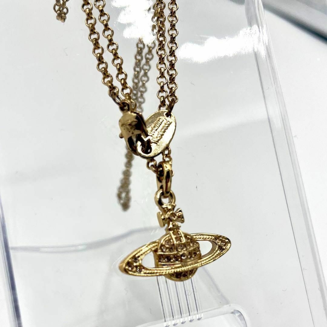 Vivienne Westwood(ヴィヴィアンウエストウッド)の【良品】ヴィヴィアンウエストウッド　ネックレス　ミニバス　レリーフ　オーブ　金 レディースのアクセサリー(ネックレス)の商品写真