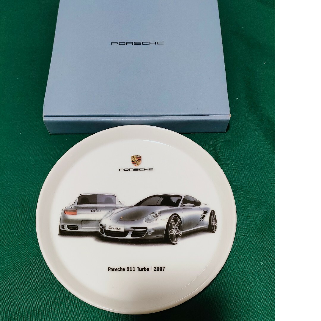 Porsche(ポルシェ)のポルシェ ①  PORSCHE  飾り皿 絵皿 エンタメ/ホビーのコレクション(ノベルティグッズ)の商品写真