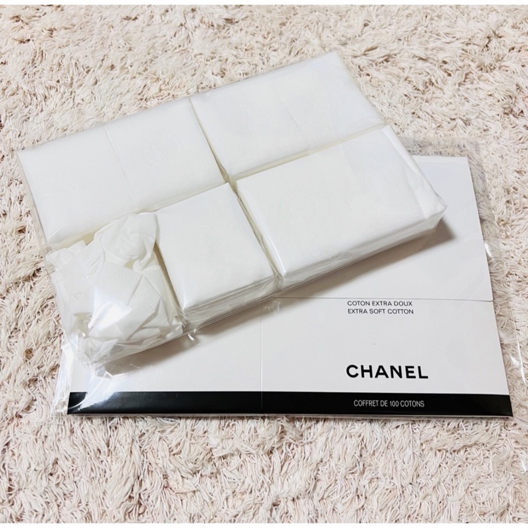 CHANEL(シャネル)のシャネル コットン パフ 70枚  コスメ/美容のメイク道具/ケアグッズ(コットン)の商品写真