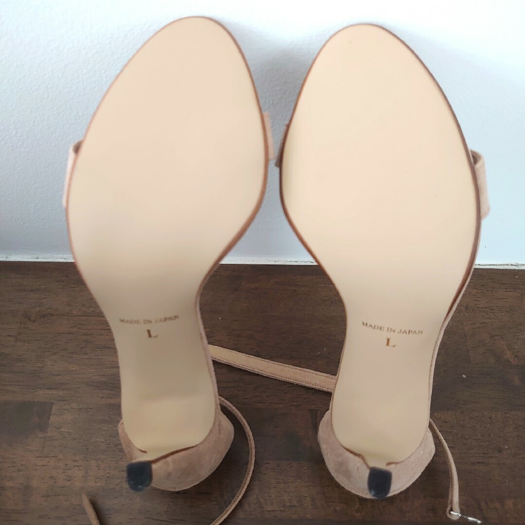 MAMIAN(マミアン)のMAMIAN ストラップサンダル Lサイズ ベージュ スエード レディースの靴/シューズ(サンダル)の商品写真