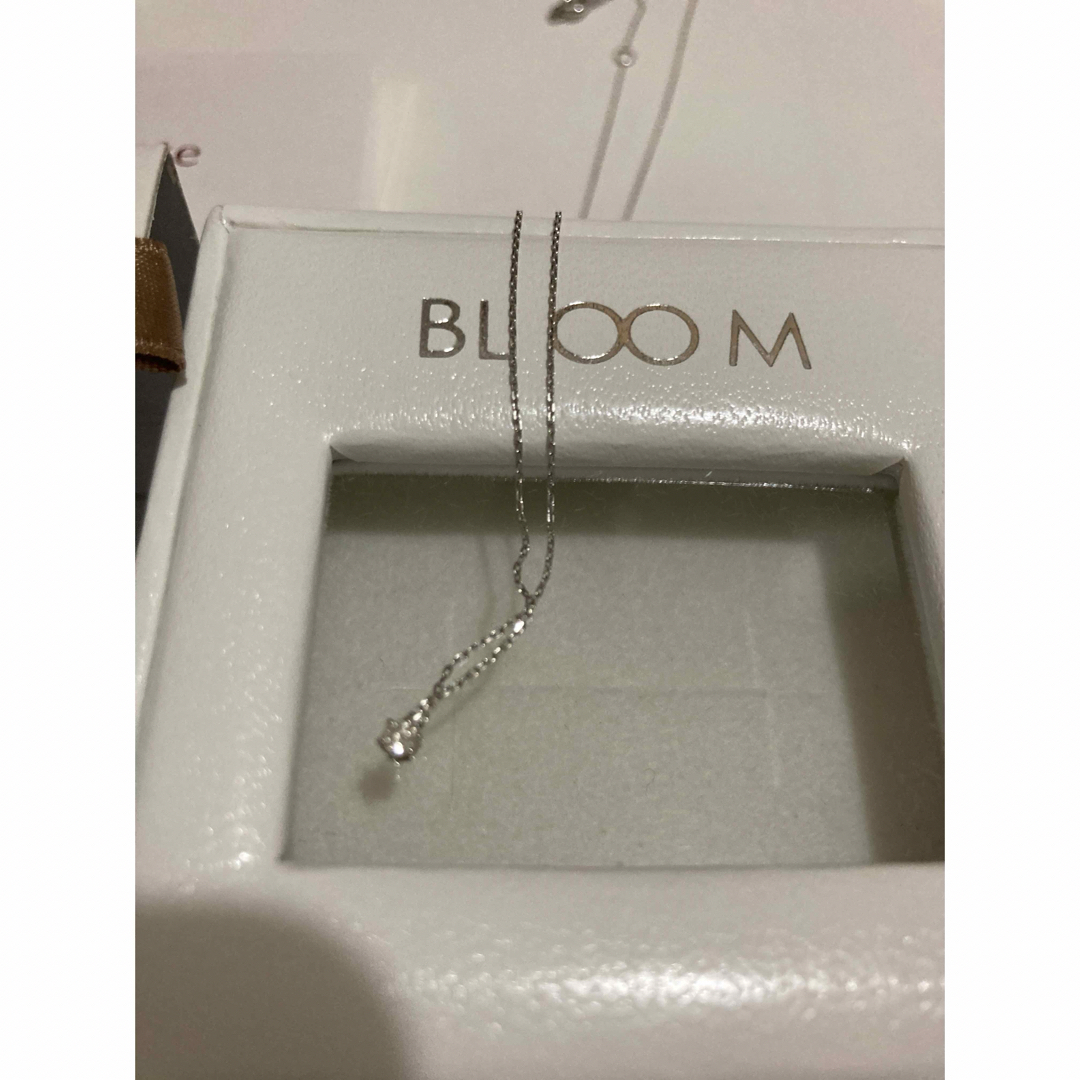 BLOOM(ブルーム)の新品未使用　ブルーム　ネックレス　ゴールド　ダイヤモンド　お買い上げ証明書あり　 レディースのアクセサリー(ネックレス)の商品写真