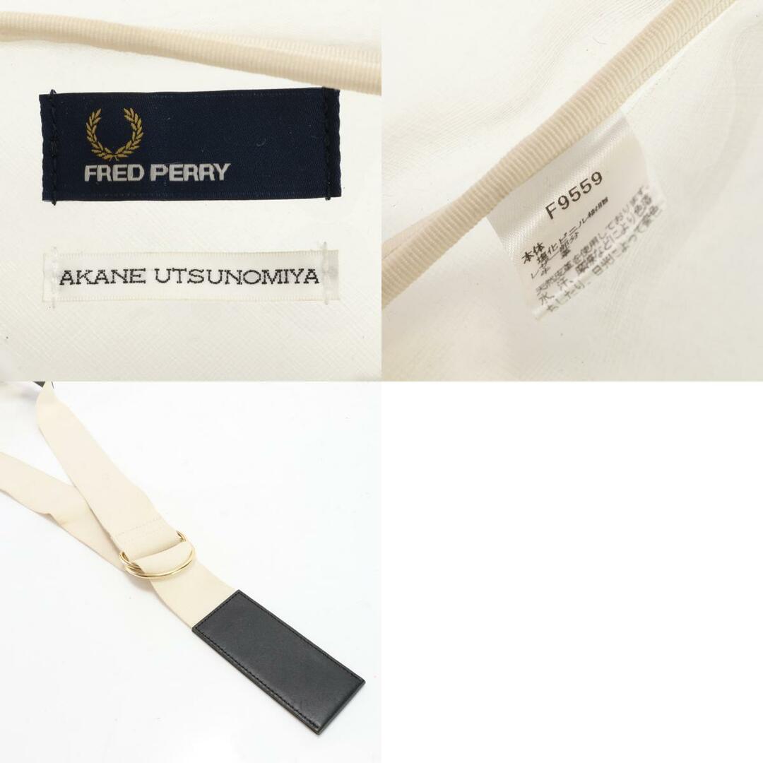 FRED PERRY(フレッドペリー)のフレッドペリー FRED PERRY × AKANE UTSUNOMIYA 2WAY PVC クリア ボディバッグ 斜め掛け ウエストポーチ メンズ レディース EEM T14-3 メンズのバッグ(ボディーバッグ)の商品写真