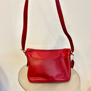 コーチ(COACH)の美品 COACH オールドコーチ 4143 ショルダーバッグレザー レッド 赤(ショルダーバッグ)