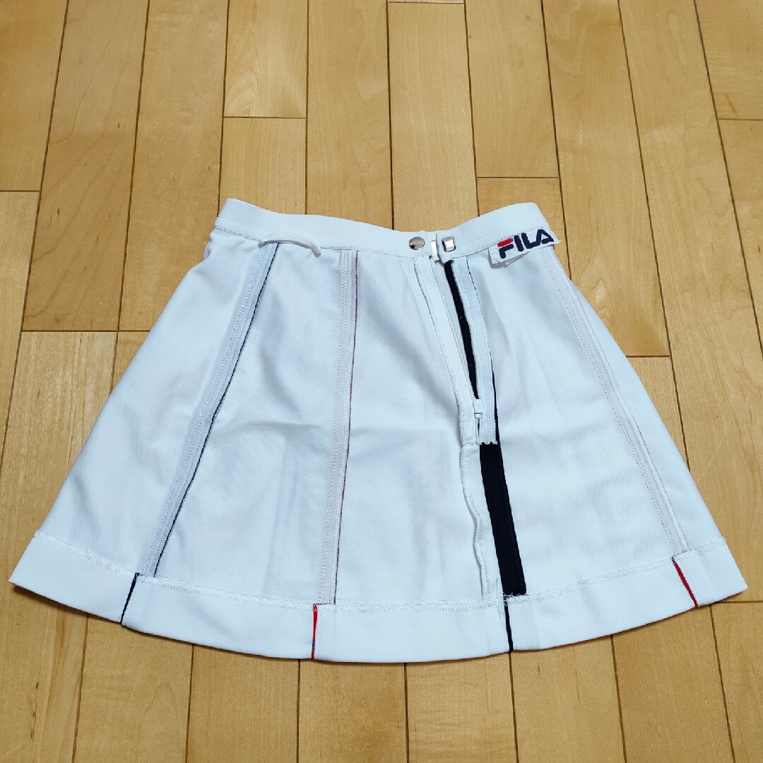 FILA(フィラ)のフィラ FILA テニスウェア スカート スコート Sサイズ ホワイト スポーツ/アウトドアのテニス(ウェア)の商品写真