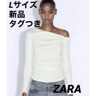 ザラ(ZARA)の【完売品】ZARA ギャザーTシャツ　白　Lサイズ　新品未使用タグつき(Tシャツ(長袖/七分))