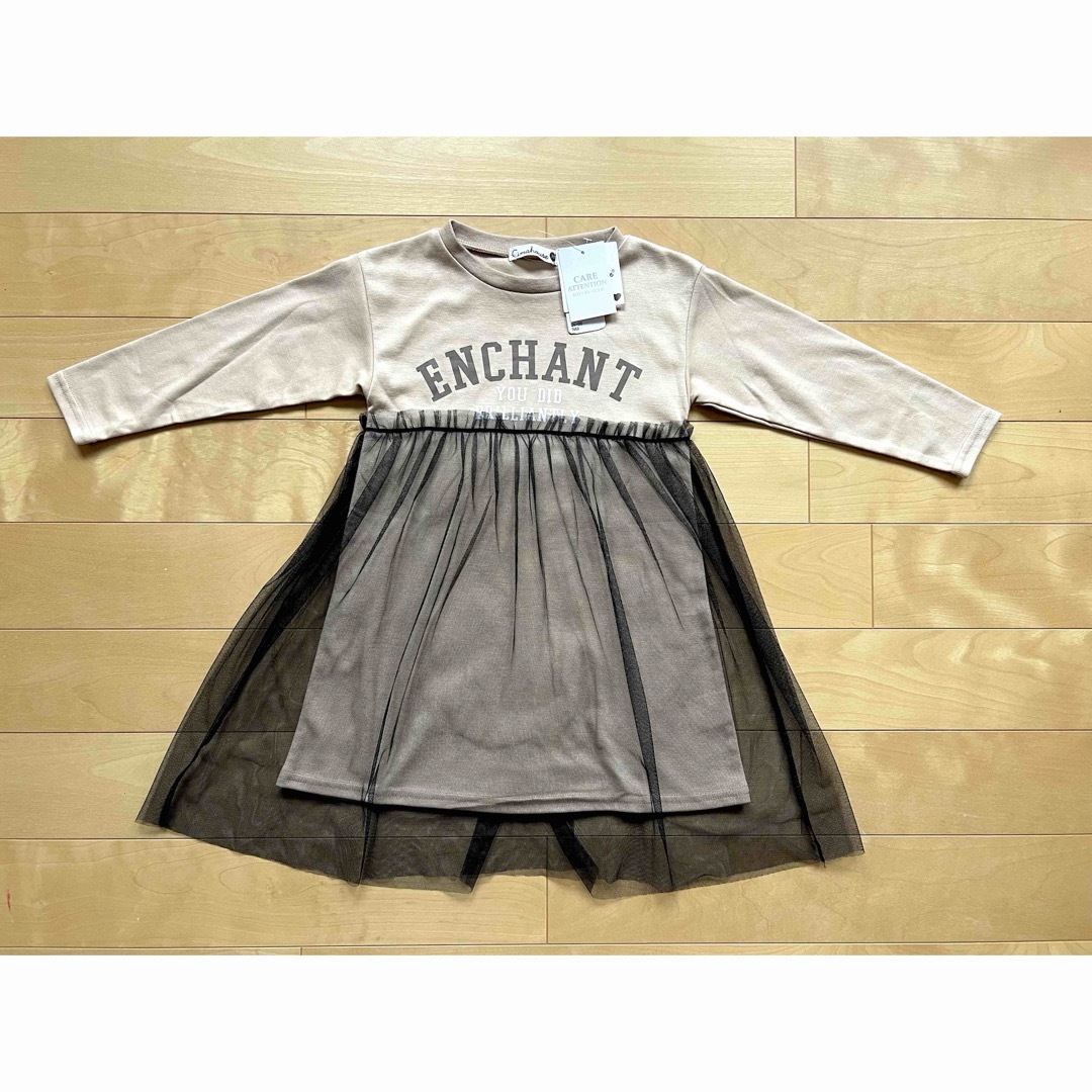 新品未使用キッズワンピース キッズ/ベビー/マタニティのキッズ服女の子用(90cm~)(ワンピース)の商品写真