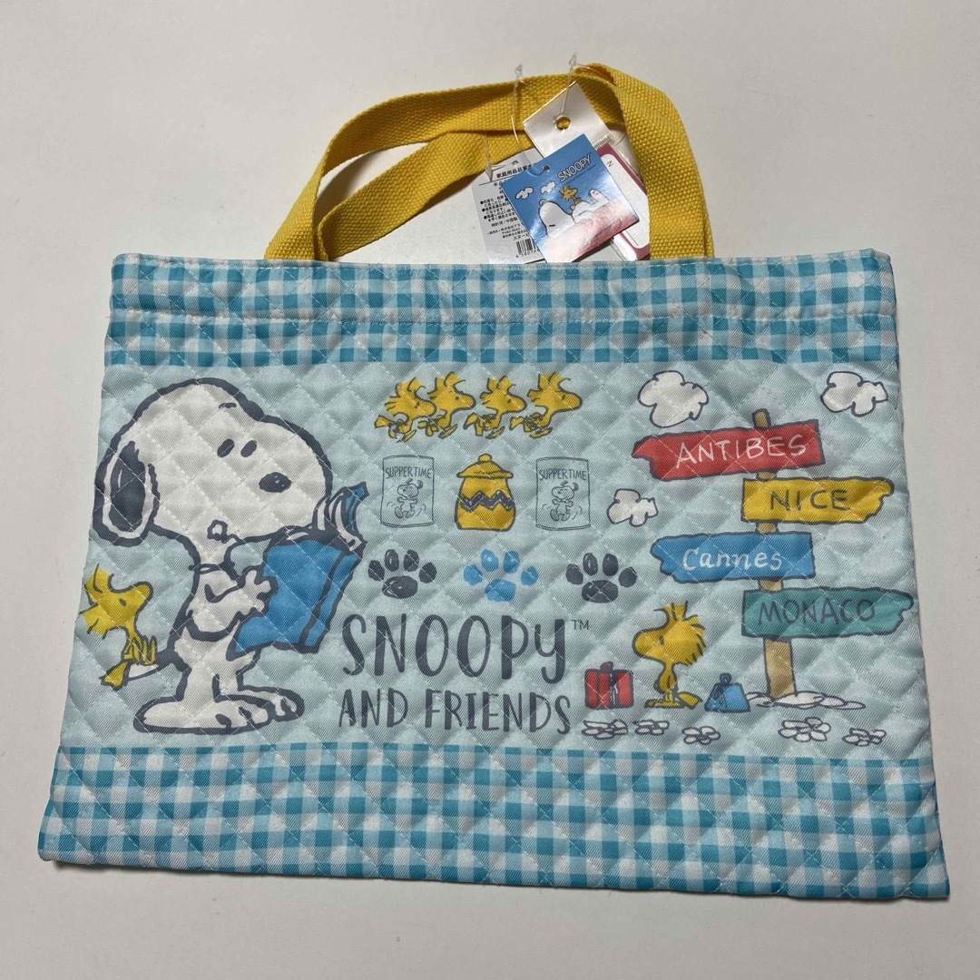 SNOOPY(スヌーピー)の新品　スヌーピー　キルト　レッスンバッグ　シューズバッグ　ネームラベル付き キッズ/ベビー/マタニティのこども用バッグ(レッスンバッグ)の商品写真