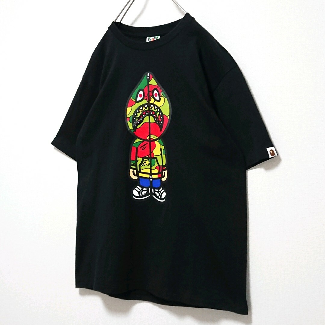 A BATHING APE(アベイシングエイプ)の希少 美品 アベイシングエイプ シャーク ロゴ ブラック 半袖 Tシャツ メンズのトップス(Tシャツ/カットソー(半袖/袖なし))の商品写真