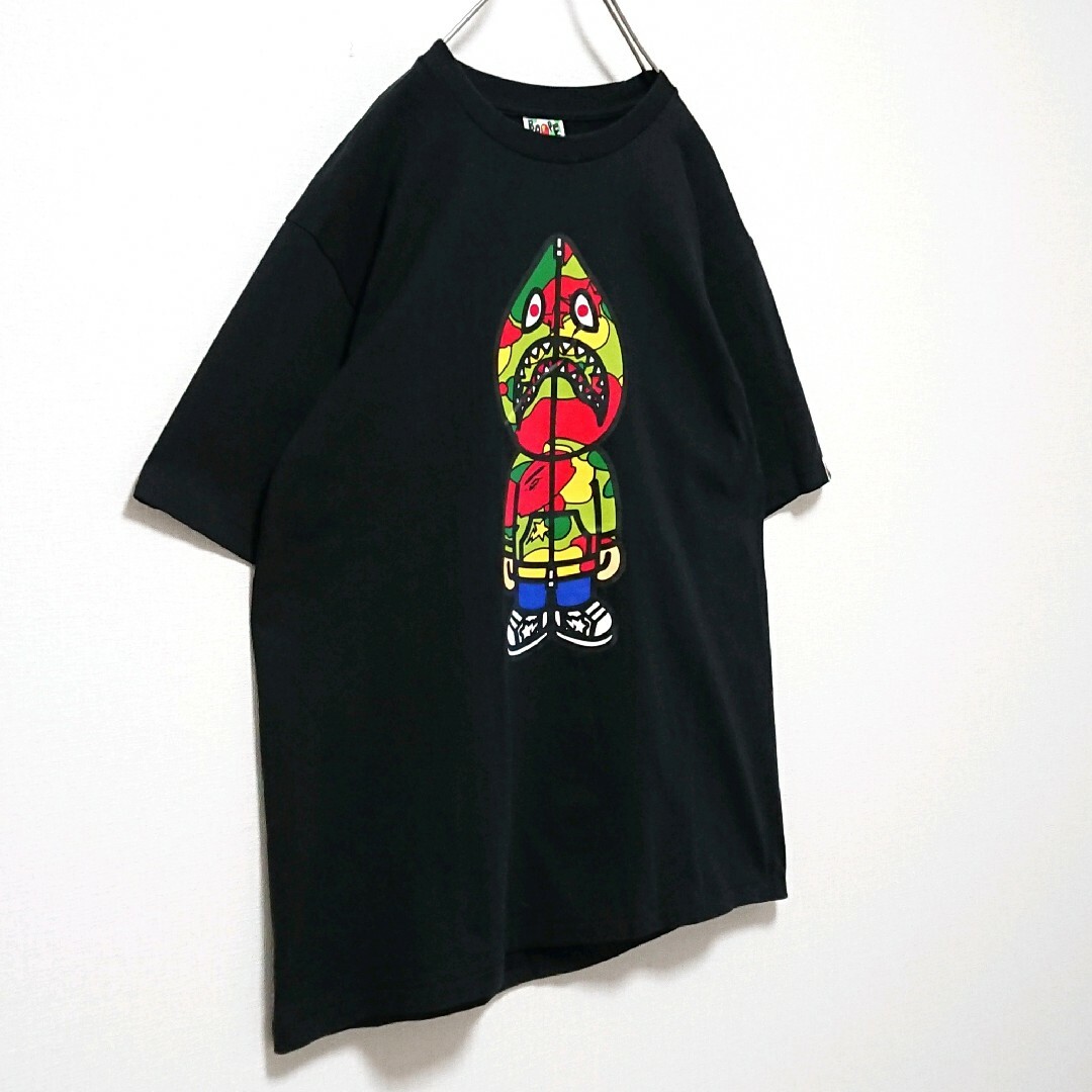 A BATHING APE(アベイシングエイプ)の希少 美品 アベイシングエイプ シャーク ロゴ ブラック 半袖 Tシャツ メンズのトップス(Tシャツ/カットソー(半袖/袖なし))の商品写真