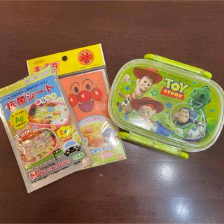 男の子　お弁当箱、抗菌シート、アンパンマンおにぎりラップセット　キャラ弁(弁当用品)