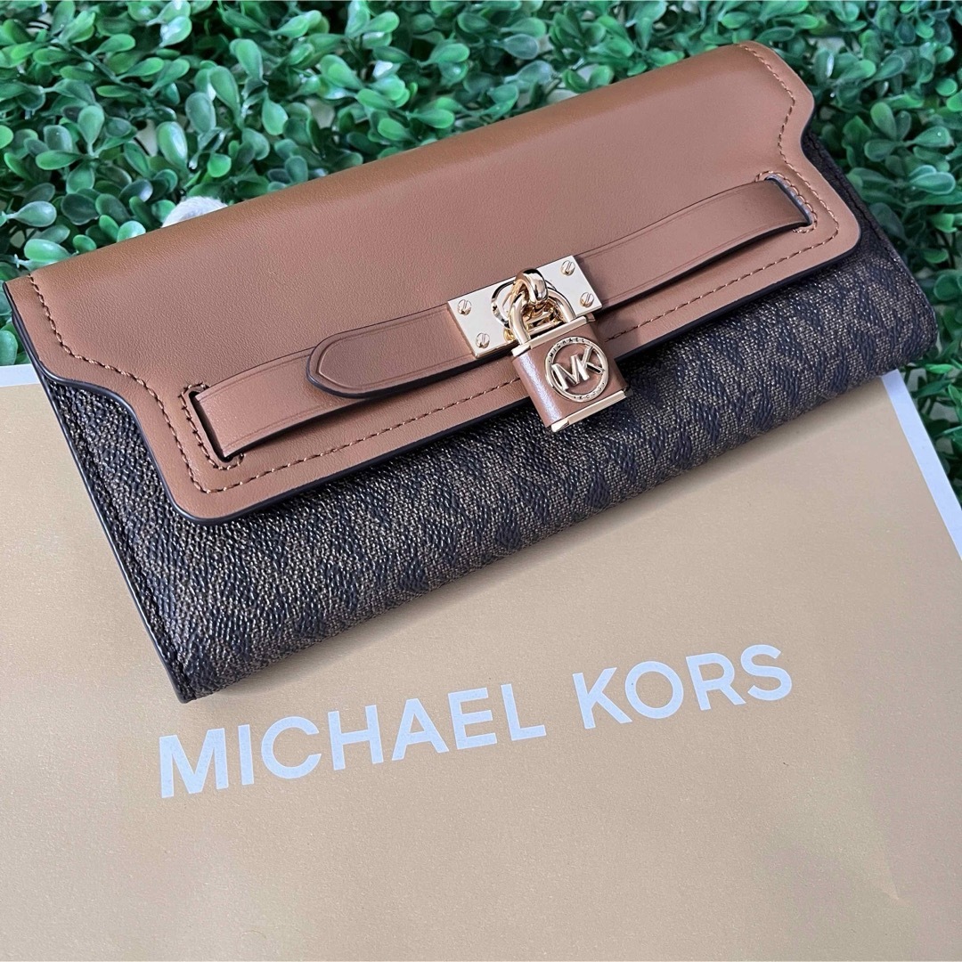 Michael Kors(マイケルコース)のマイケルコース☆新品☆ HAMILTON パドロック長財布 /ブラウン レディースのファッション小物(財布)の商品写真