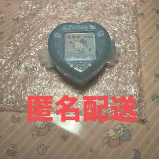 【匿名配送】ハローキティ　サンリオゲーム機風チャーム(キャラクターグッズ)