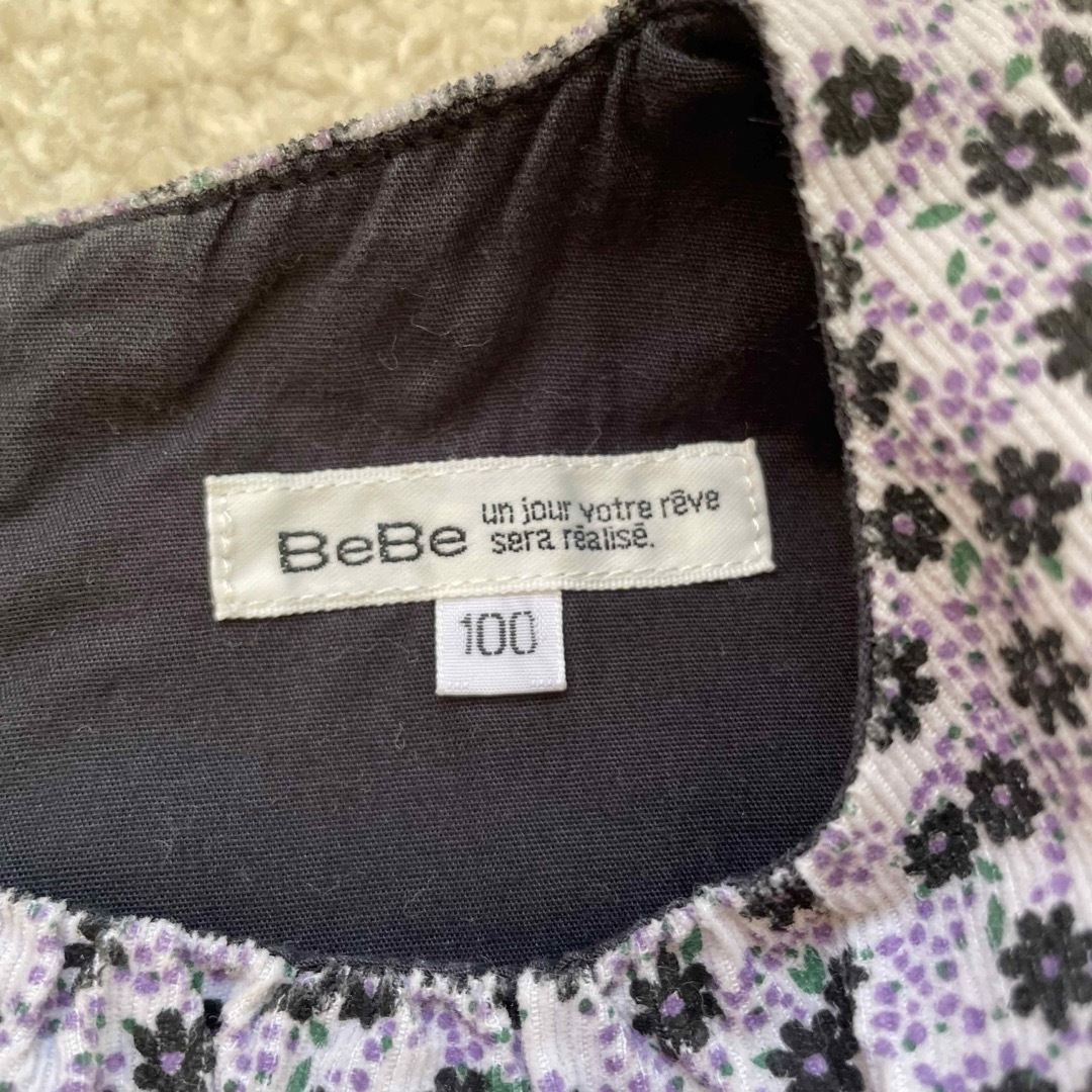 BeBe(ベベ)のべべ　小花柄　スカラップワンピース　100 キッズ/ベビー/マタニティのキッズ服女の子用(90cm~)(ワンピース)の商品写真