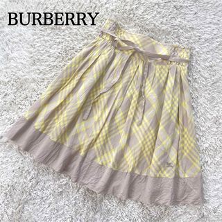 バーバリーブルーレーベル(BURBERRY BLUE LABEL)のバーバリー　ブルーレーベル　フレア イエロー　ベージュ　スカート 36 春夏(ひざ丈スカート)