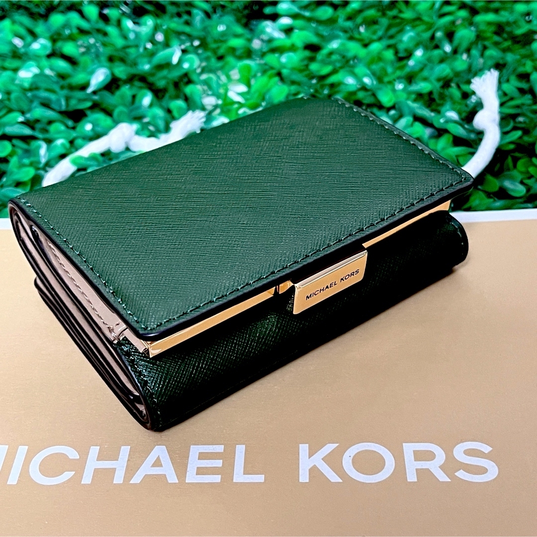 Michael Kors(マイケルコース)のマイケルコース☆新品☆JET SET レザー 三つ折り財布/グリーン 緑 レディースのファッション小物(財布)の商品写真