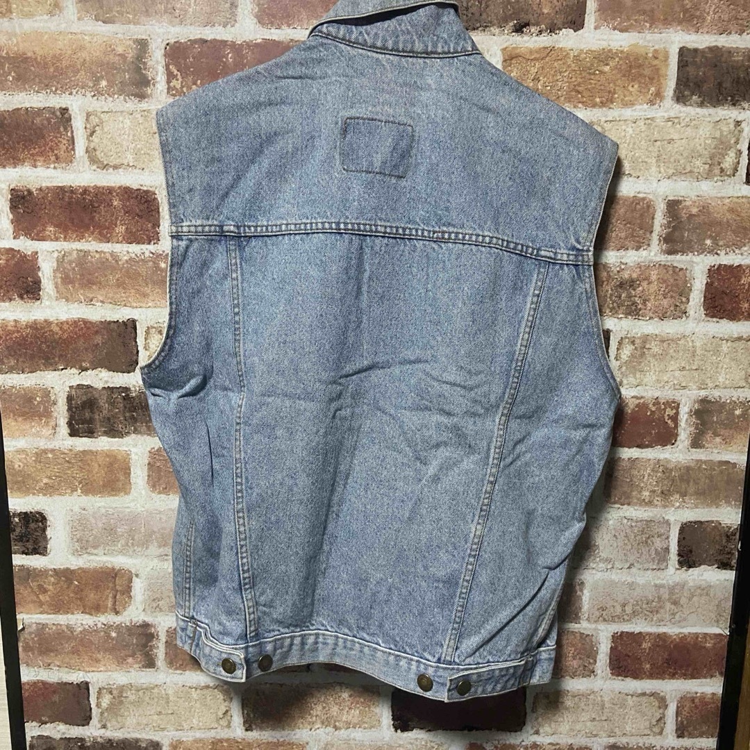 Levi's(リーバイス)のR66 LEVI’S デニムベスト 古着 デニム リメイクベスト リーバイス メンズのトップス(ベスト)の商品写真