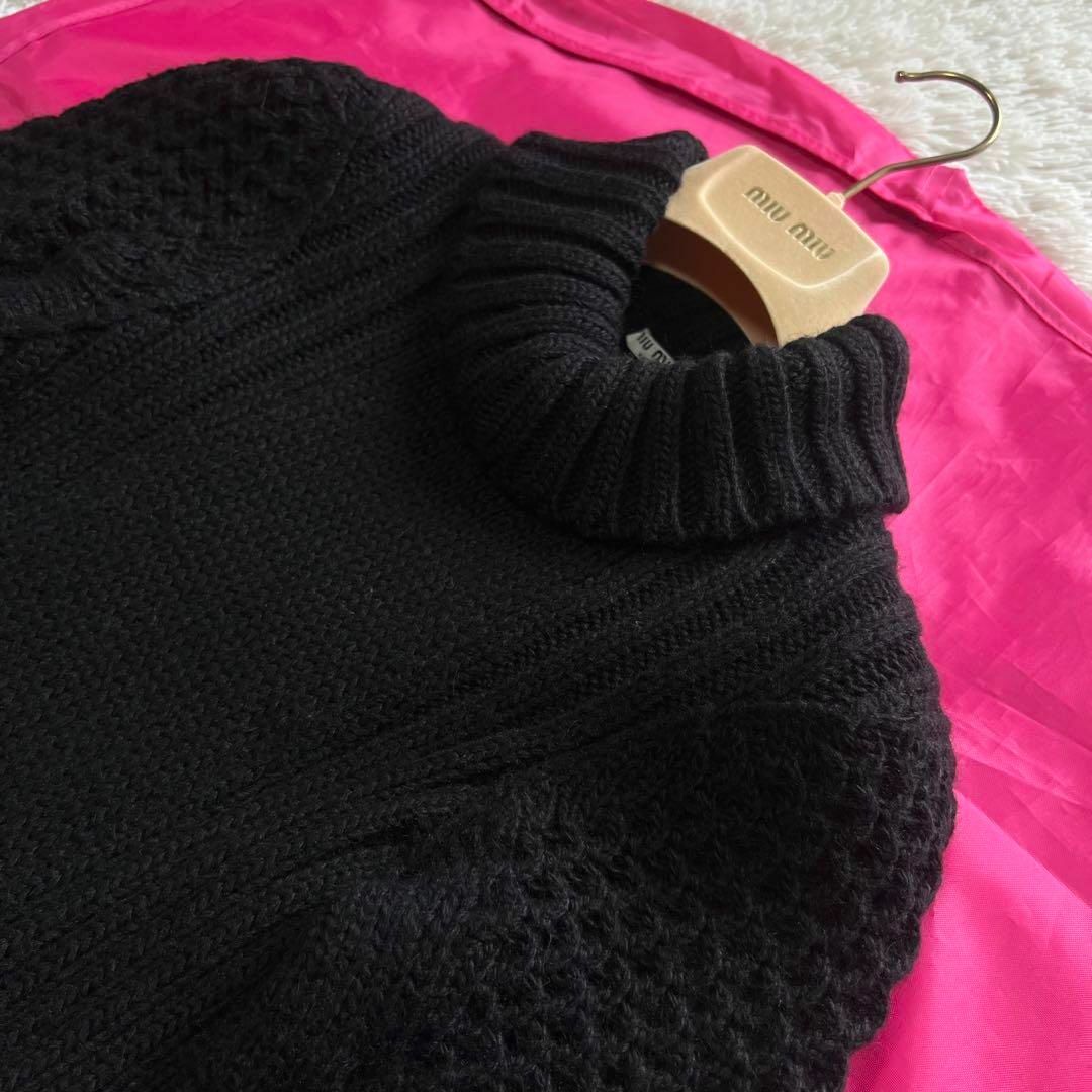 良品】MIU MIU ニットワンピース 膝丈 ブラック タートルネック 40 良品】MIU MIU ニットワンピース 膝丈 ブラック タートルネック 40