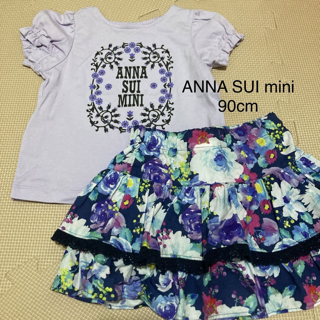 ANNA SUI mini(アナスイミニ)のアナスイミニ　スズランロゴ半袖Tシャツ　半袖　水彩花柄 キュロット 90 キッズ/ベビー/マタニティのキッズ服女の子用(90cm~)(Tシャツ/カットソー)の商品写真