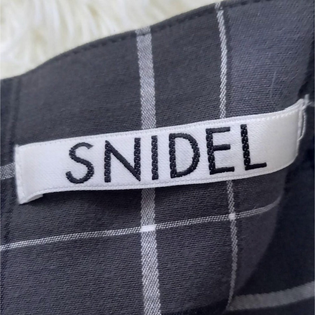 SNIDEL(スナイデル)の最終値下げ！スナイデル　ハイウェストタイトヘムフレアチェックスカート レディースのスカート(ロングスカート)の商品写真