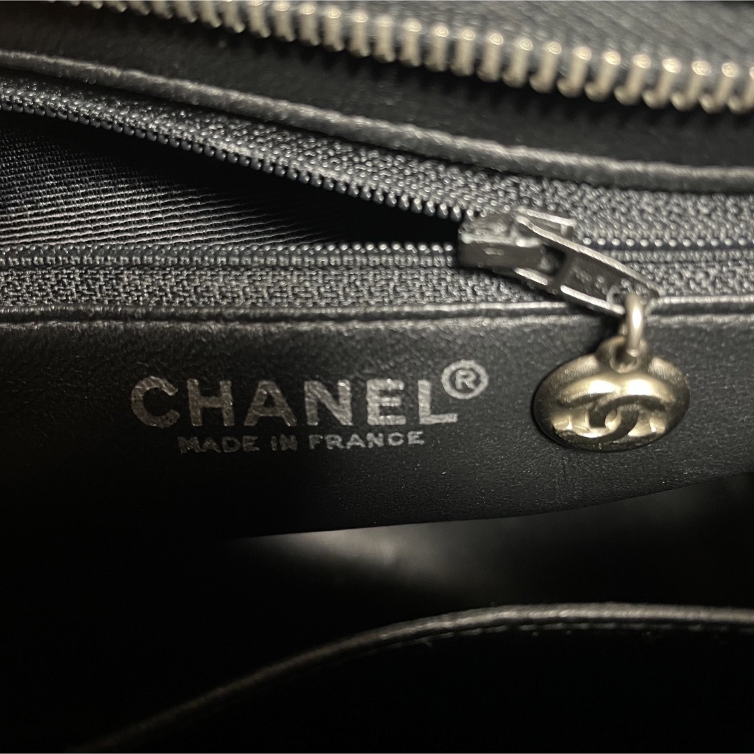 CHANEL(シャネル)の極美品 CHANEL シャネル 復刻トートバッグ ミディアムトート A01804 レディースのバッグ(ハンドバッグ)の商品写真