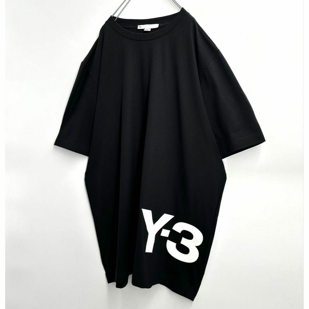 Y-3(ワイスリー)の【激レアサイズ2XL】ワイスリー　20周年記念ロゴ　デカロゴ　Tシャツ　入手困難 メンズのトップス(Tシャツ/カットソー(半袖/袖なし))の商品写真