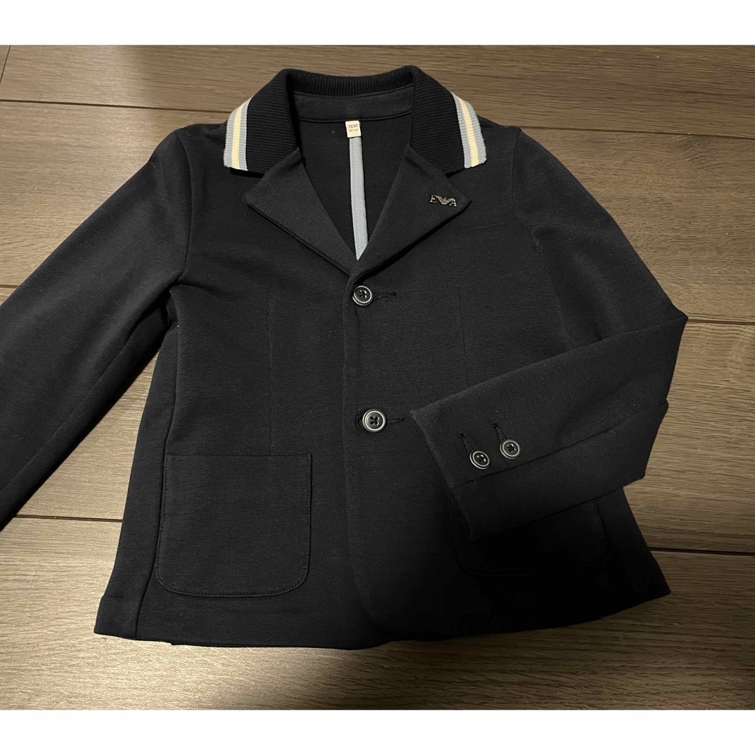 Emporio Armani(エンポリオアルマーニ)のジャケット キッズ/ベビー/マタニティのキッズ服男の子用(90cm~)(ジャケット/上着)の商品写真