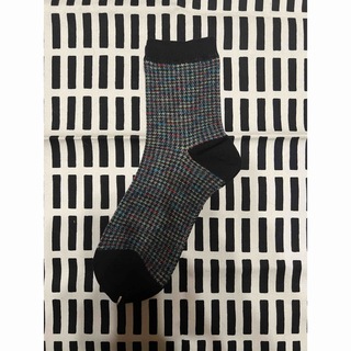 日本製　シルクウール 靴下　黒格子柄(ソックス)