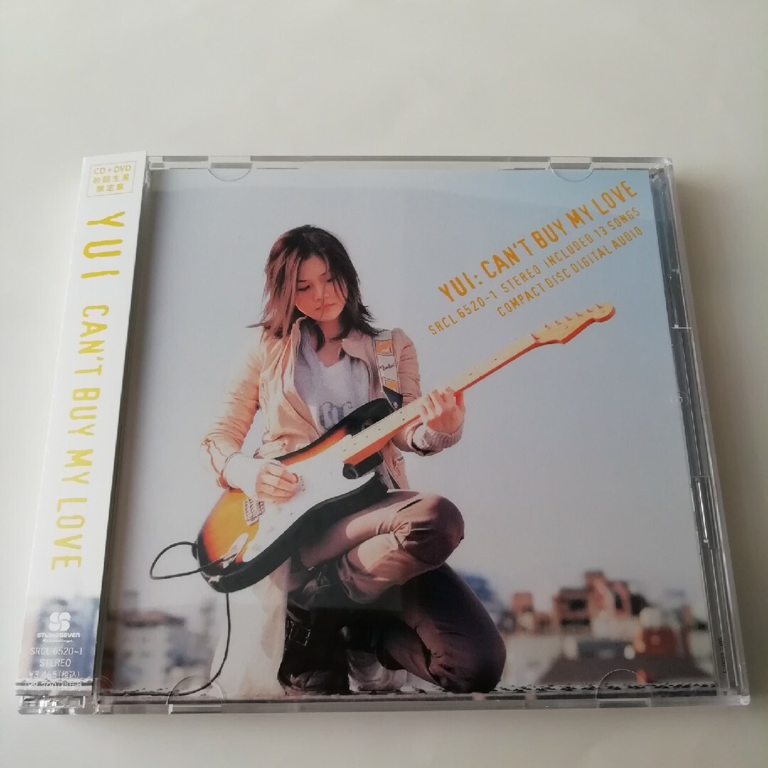 YUI CAN'T BUY MY LOVE 初回限定版 （美品） エンタメ/ホビーのCD(ポップス/ロック(邦楽))の商品写真