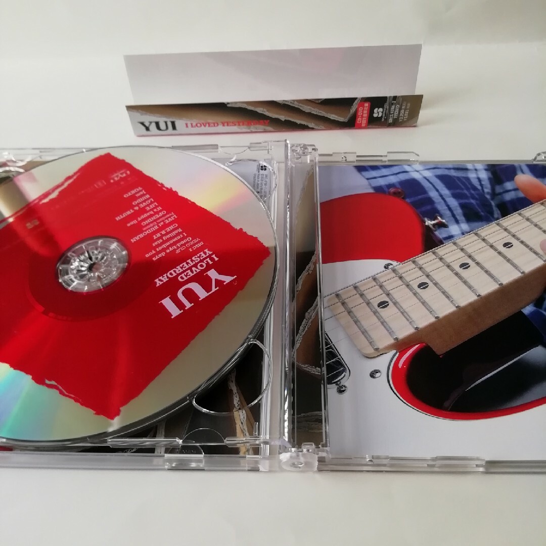 YUI I LOVED YESTERDAY 初回限定版 （美品） エンタメ/ホビーのCD(ポップス/ロック(邦楽))の商品写真