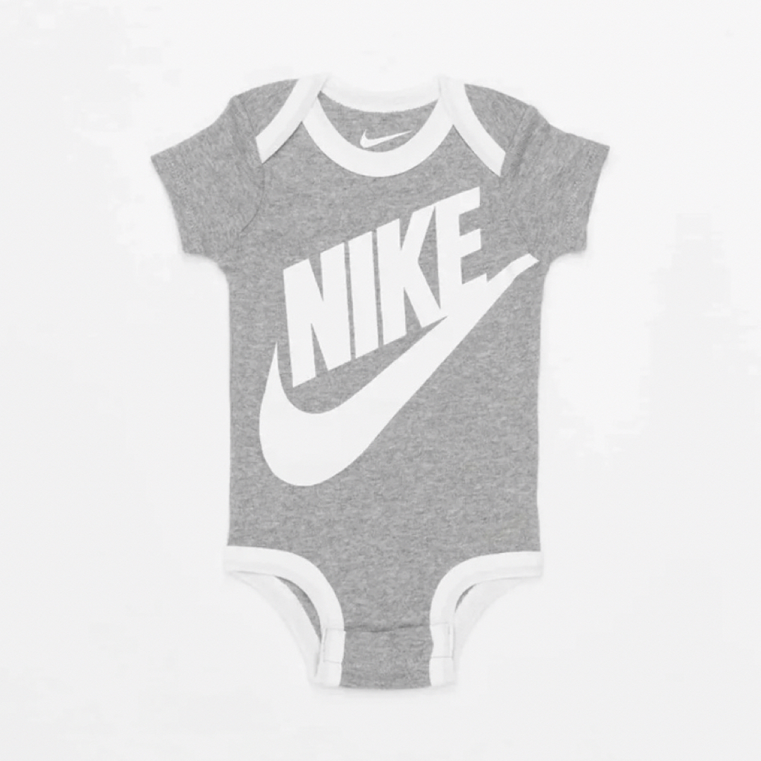 NIKE(ナイキ)の【NIKE】Baby ロンパース  ３点セット☆ キッズ/ベビー/マタニティのベビー服(~85cm)(ロンパース)の商品写真