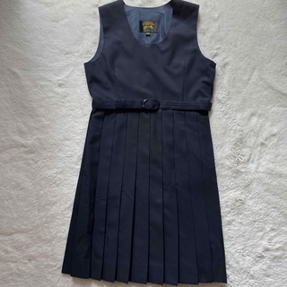 キッズ　ベルト付き　プリーツジャンパースカート　紺　紺色　150A(ワンピース)