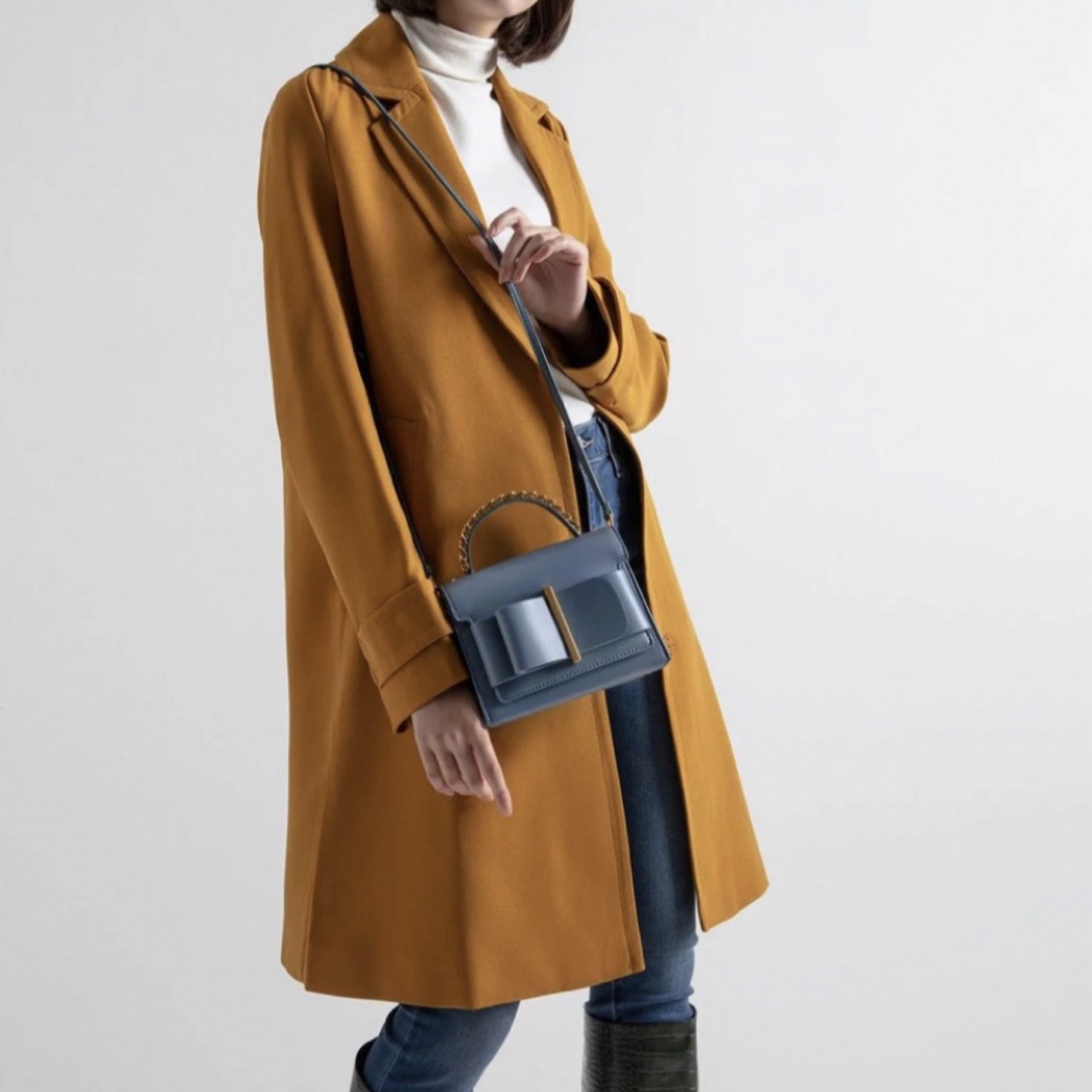 Charles and Keith(チャールズアンドキース)の【美品】Charles&Keith チャールズアンドキース ボウディテールバッグ レディースのバッグ(ハンドバッグ)の商品写真