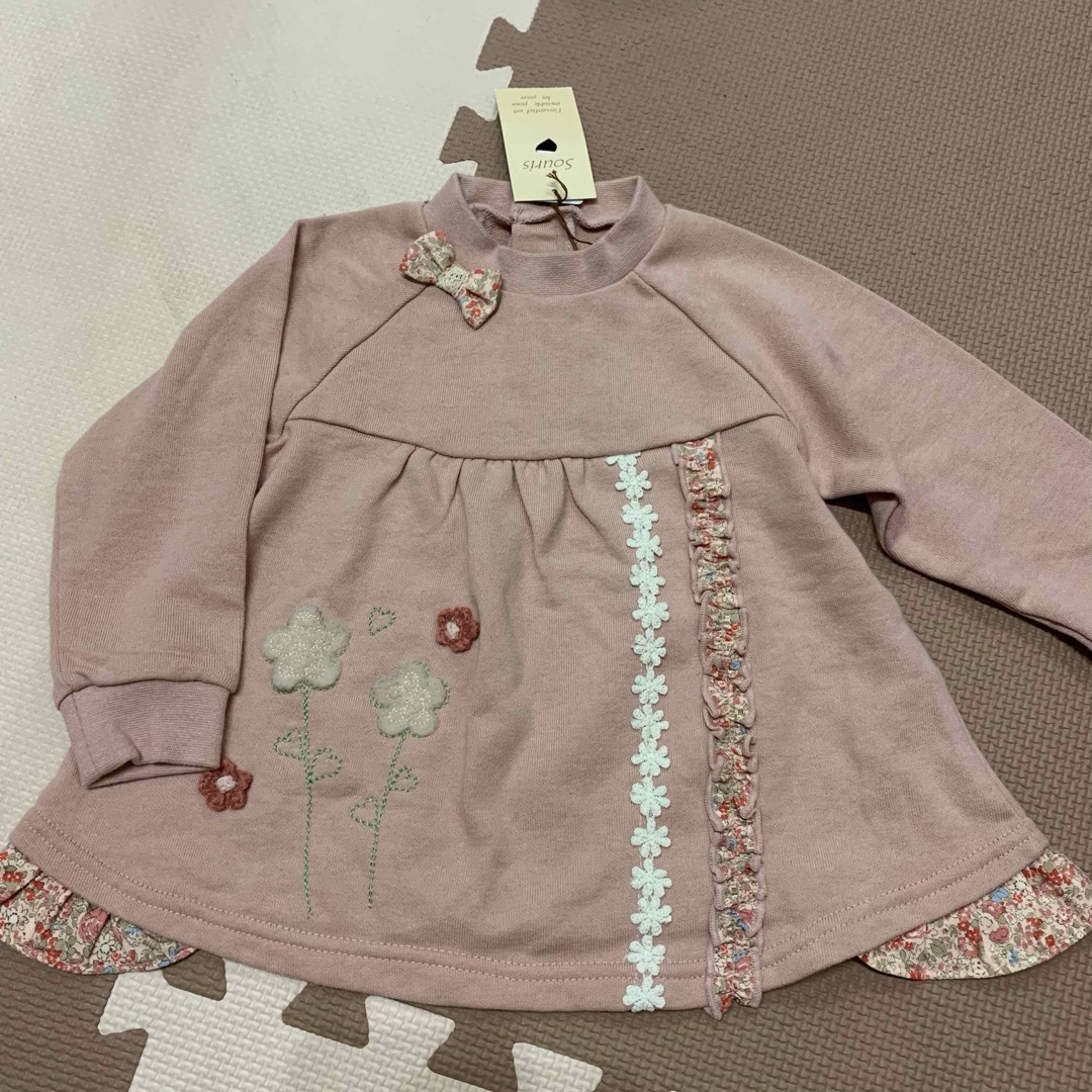 Souris(スーリー)の新品★スーリー★トップス★カットソー★90 キッズ/ベビー/マタニティのキッズ服女の子用(90cm~)(Tシャツ/カットソー)の商品写真