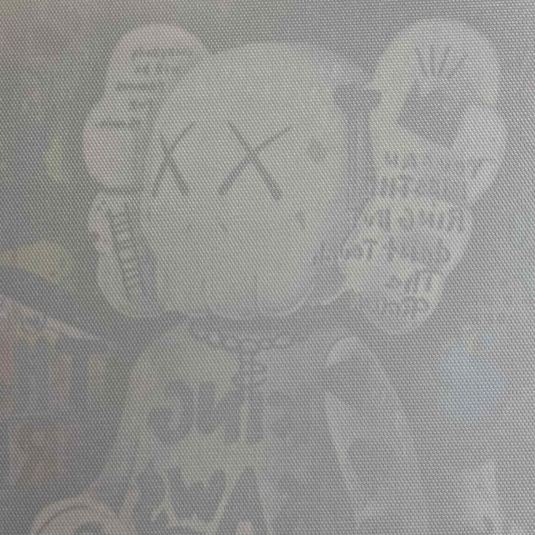 【黒額付きポスター】KAWS(カウズ)15 ベアブリック(A4サイズ) エンタメ/ホビーのアニメグッズ(ポスター)の商品写真