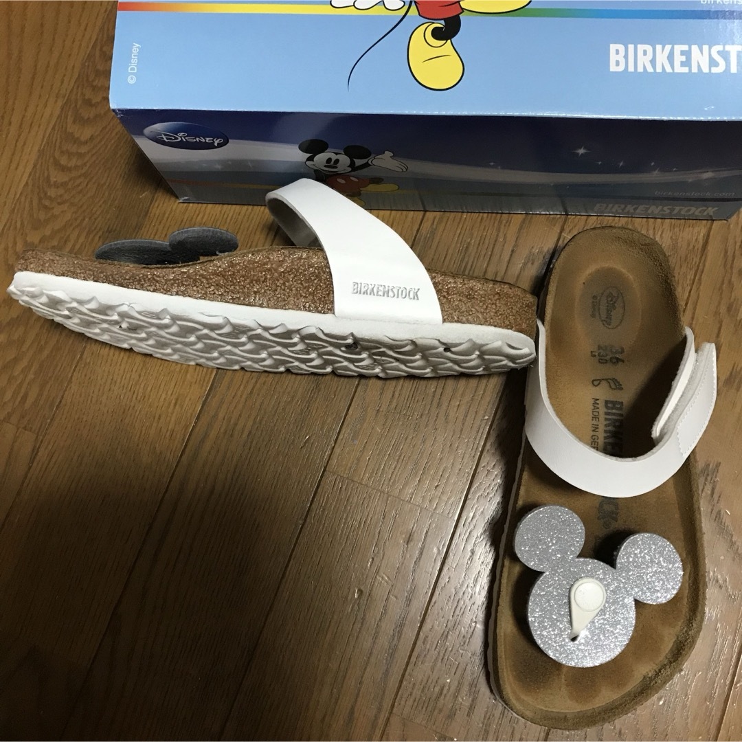 BIRKENSTOCK(ビルケンシュトック)の1度使用 BIRKENSTOCK ビルケンシュトッック ディズニー ミッキー  レディースの靴/シューズ(サンダル)の商品写真