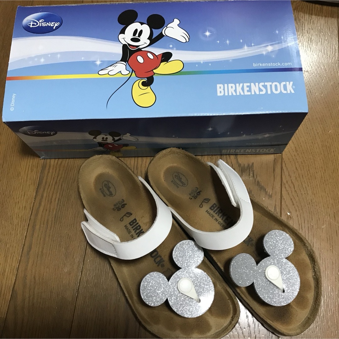 BIRKENSTOCK(ビルケンシュトック)の1度使用 BIRKENSTOCK ビルケンシュトッック ディズニー ミッキー  レディースの靴/シューズ(サンダル)の商品写真