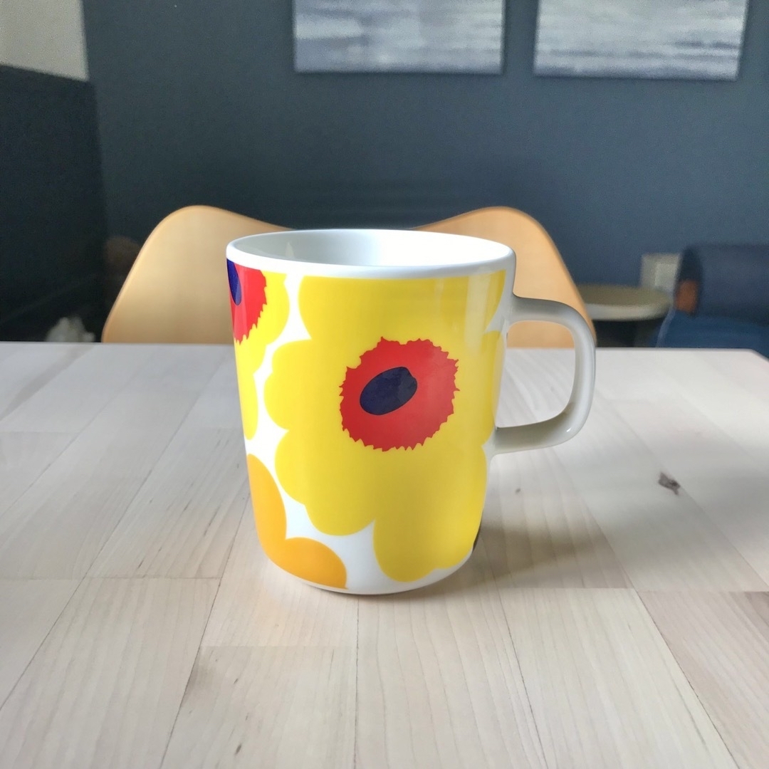 marimekko(マリメッコ)のマリメッコ　ウニッコ　イエロー　マグカップ　ウニッコ生誕50周年記念モデル　廃盤 インテリア/住まい/日用品のキッチン/食器(食器)の商品写真