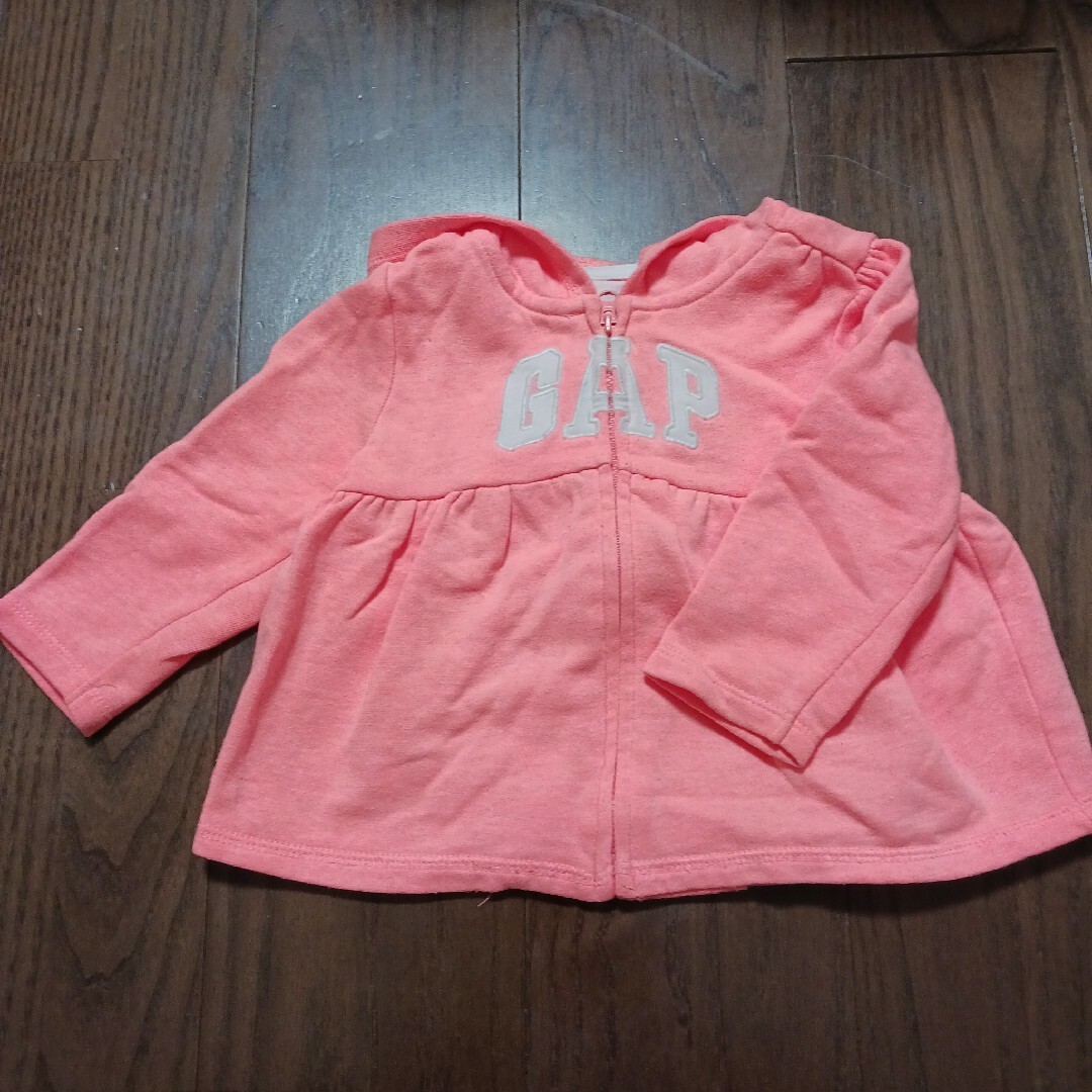 babyGAP(ベビーギャップ)のベビーギャップ　上着　80サイズ キッズ/ベビー/マタニティのベビー服(~85cm)(カーディガン/ボレロ)の商品写真