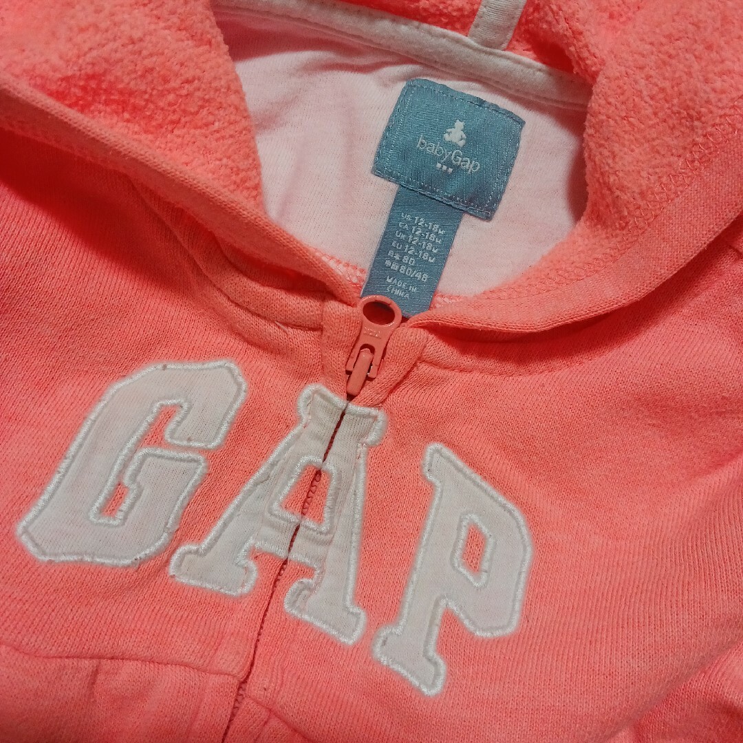 babyGAP(ベビーギャップ)のベビーギャップ　上着　80サイズ キッズ/ベビー/マタニティのベビー服(~85cm)(カーディガン/ボレロ)の商品写真