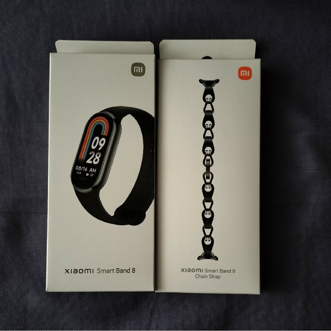 中古 xiaomi smart band 8 日本語版＋純正チェーンストラップ メンズの時計(腕時計(デジタル))の商品写真