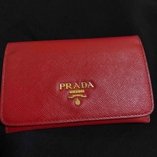 プラダ(PRADA)のPRADA カードケース  定期入れ パスケース 赤（レッド）(名刺入れ/定期入れ)