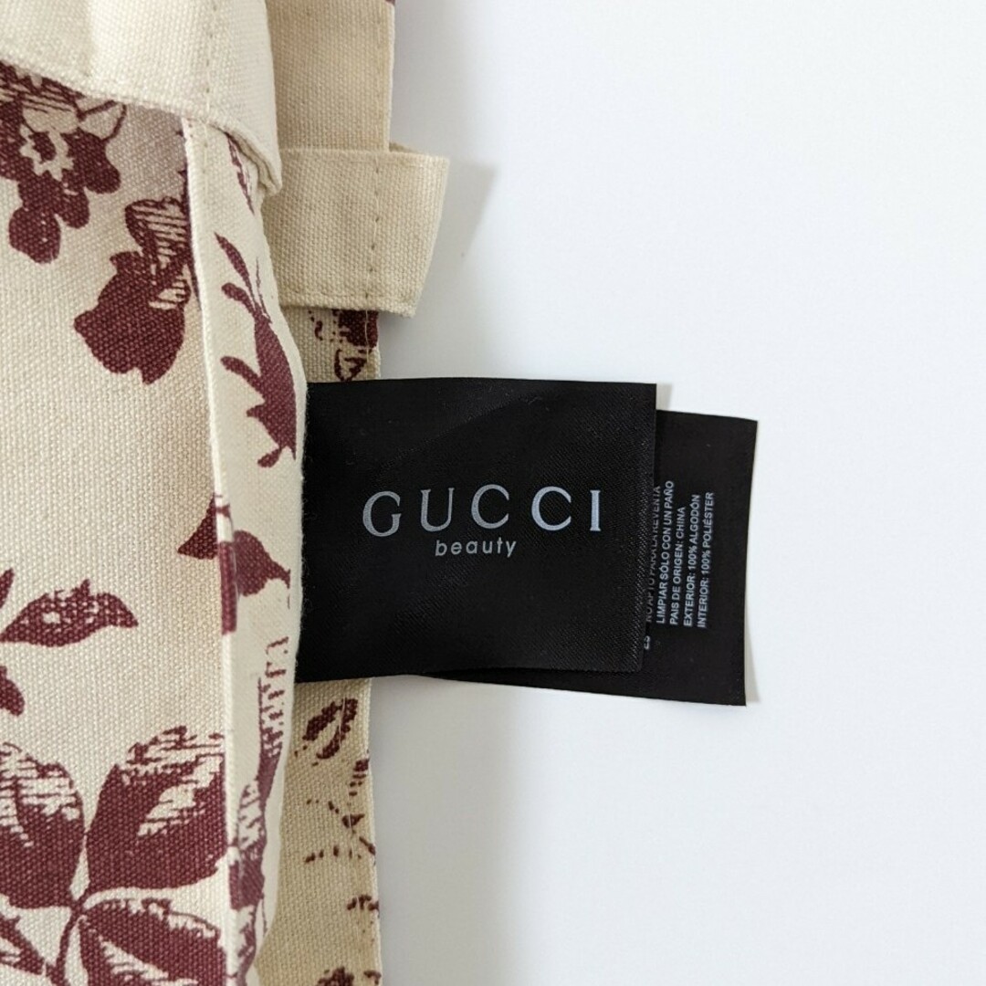 Gucci(グッチ)の新品！Gucci　グッチ トートバッグ  ノベルティ　レッド レディースのバッグ(トートバッグ)の商品写真