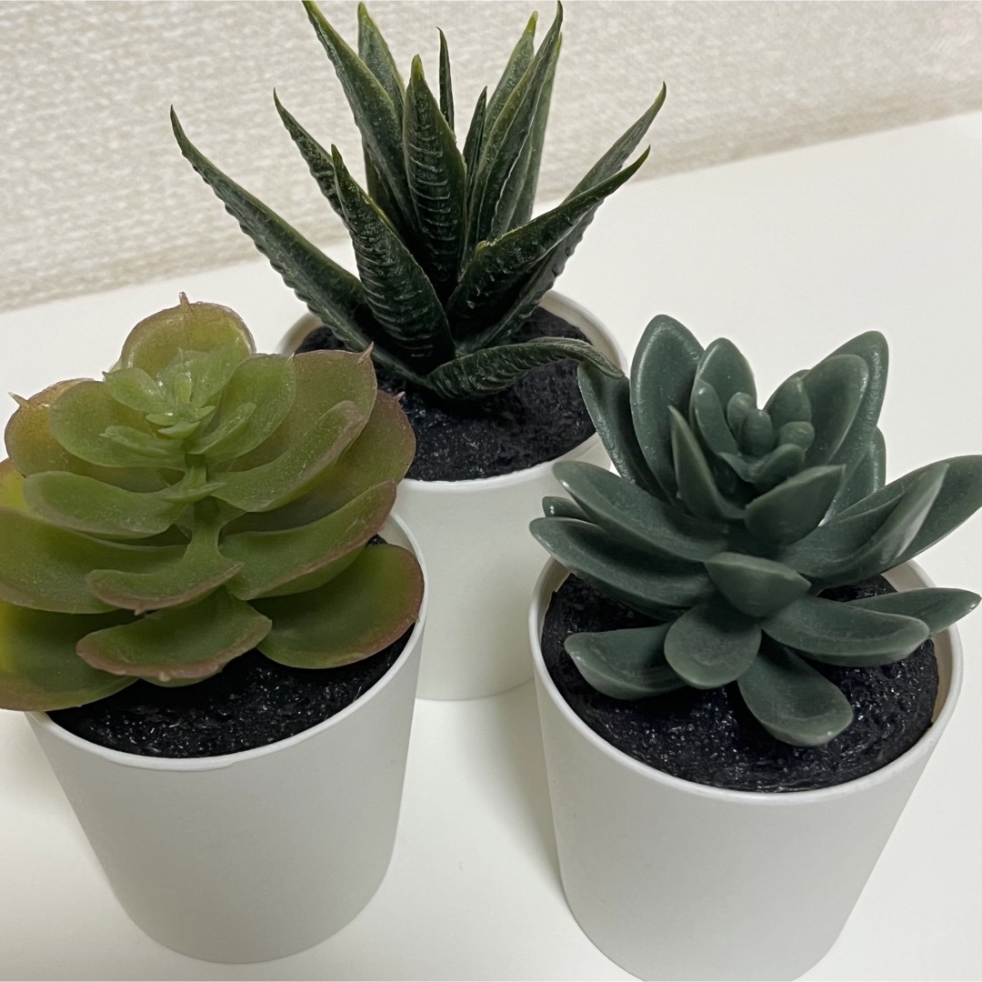 IKEA(イケア)のIKEA FEJKA フェイカ 人工観葉植物 鉢カバー付き6 cm 3 ピース インテリア/住まい/日用品のインテリア小物(置物)の商品写真