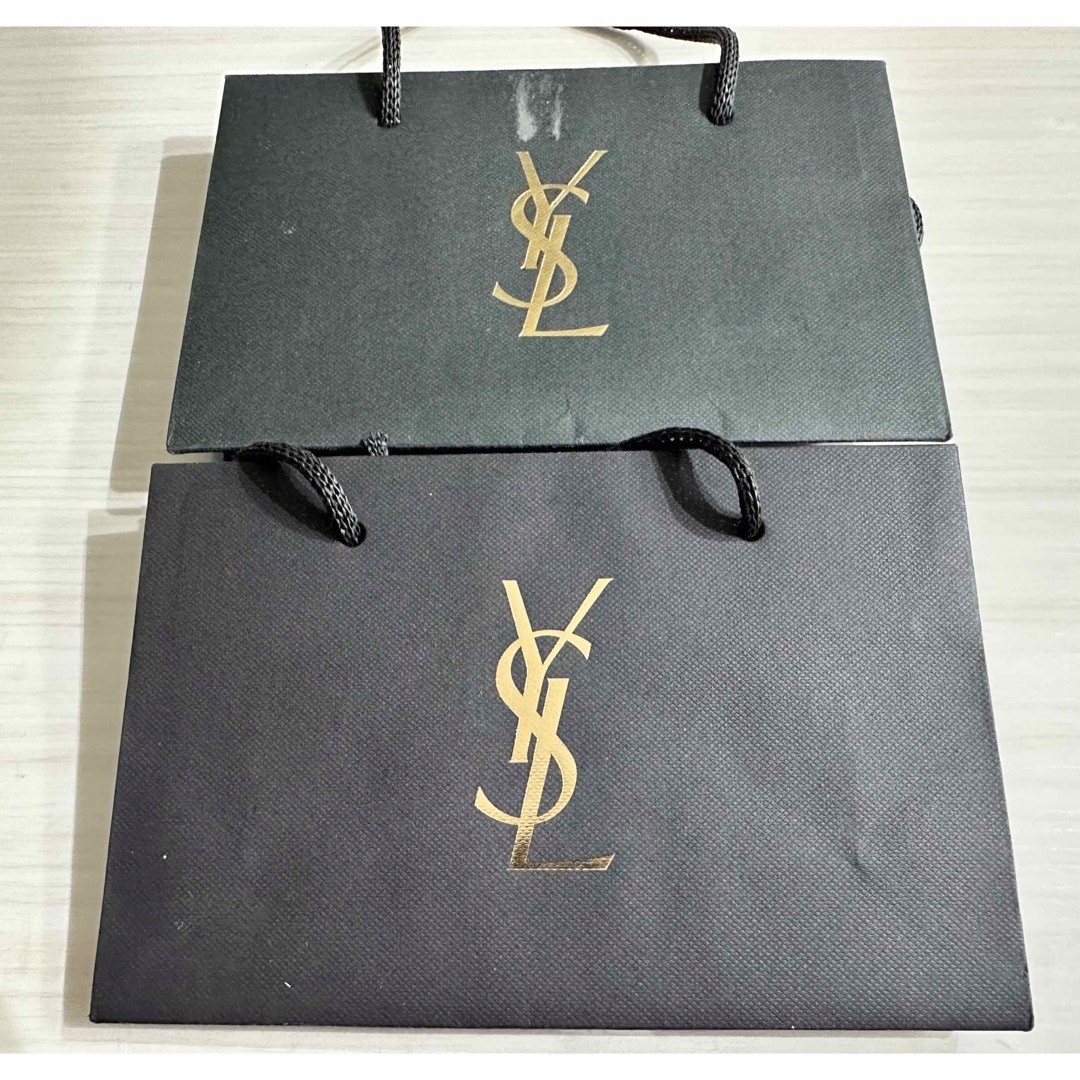 Yves Saint Laurent Beaute(イヴサンローランボーテ)のイヴ・サンローラン　ショップ袋　ショッパー レディースのバッグ(ショップ袋)の商品写真