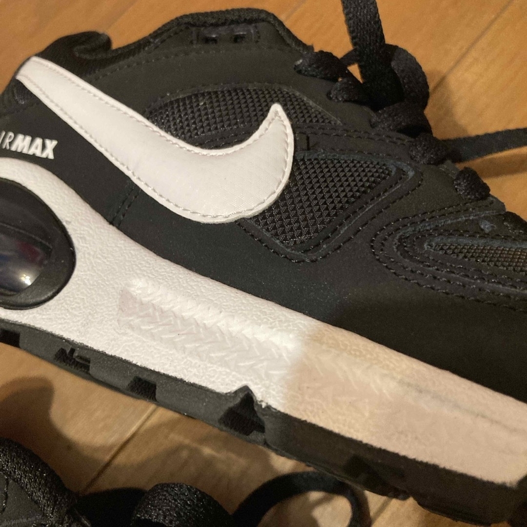 NIKE(ナイキ)の[ナイキ] NIKE エアマックスコマンド 22.5cm レディースの靴/シューズ(スニーカー)の商品写真