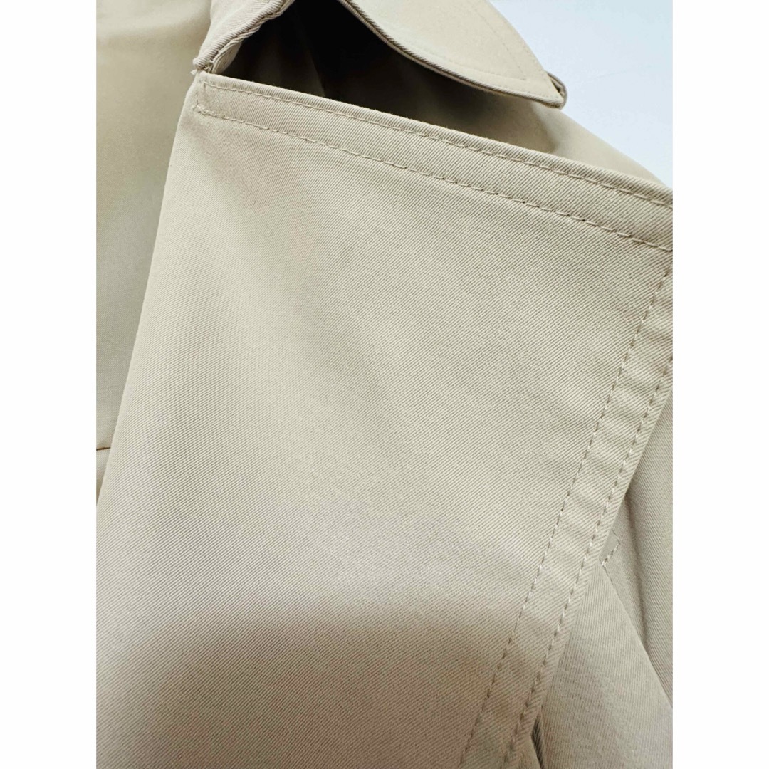 Ameri VINTAGE(アメリヴィンテージ)のAMERI VINTAGE🍬バックプリーツトレンチコート レディースのジャケット/アウター(トレンチコート)の商品写真