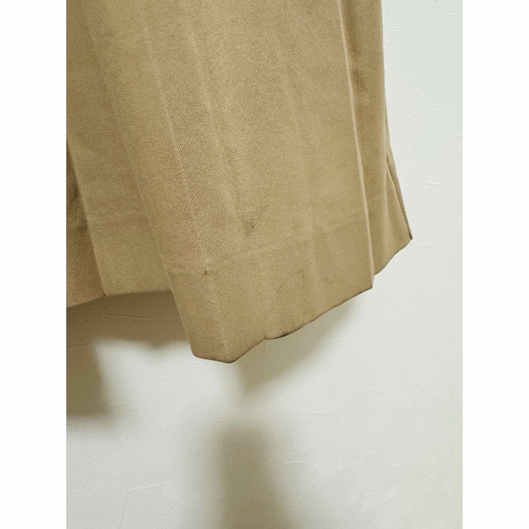 Ameri VINTAGE(アメリヴィンテージ)のAMERI VINTAGE🍬バックプリーツトレンチコート レディースのジャケット/アウター(トレンチコート)の商品写真