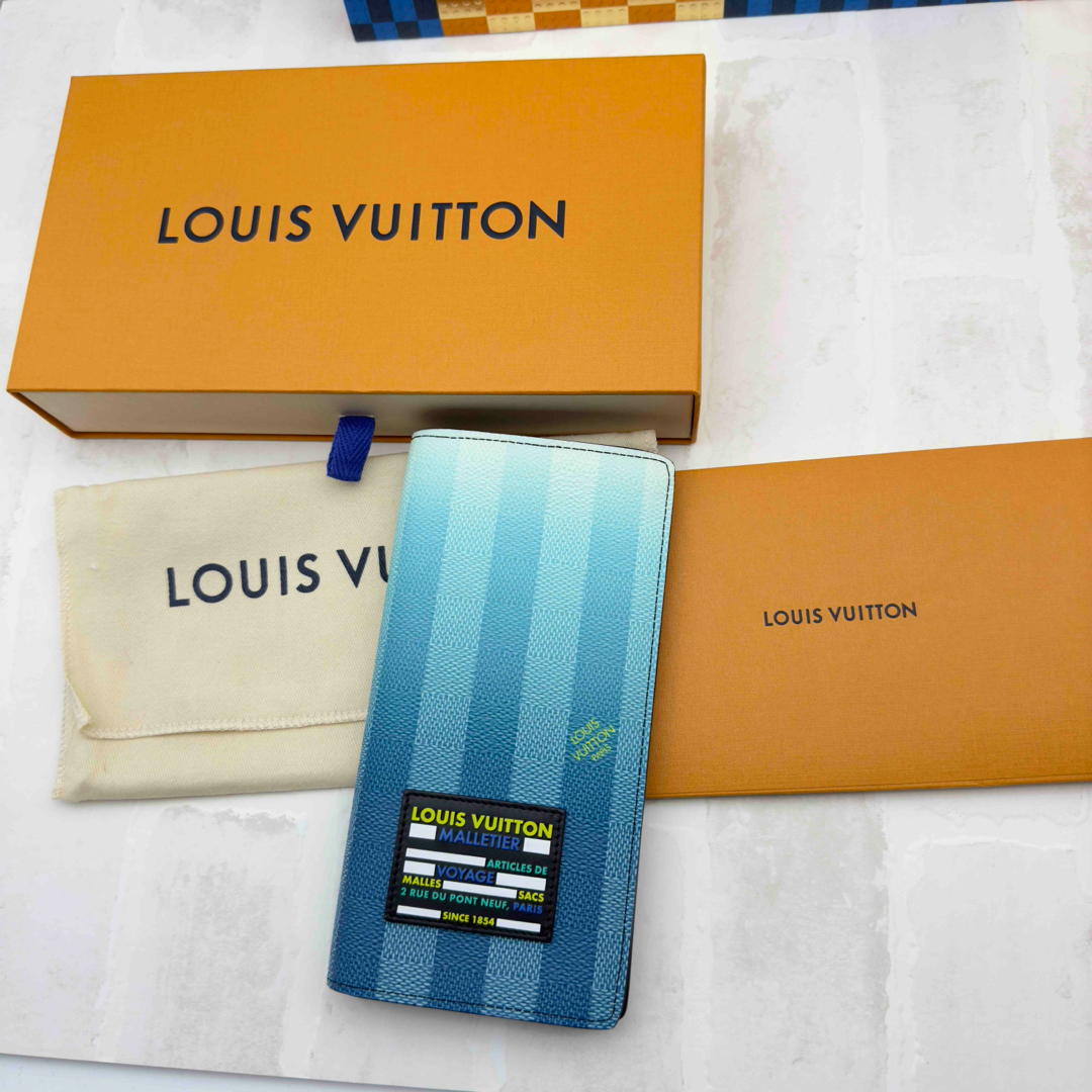 LOUIS VUITTON(ルイヴィトン)の✨新品　LOUIS VUITTON ルイヴィトン ポルトフォイユブラザ ダミエ メンズのファッション小物(長財布)の商品写真