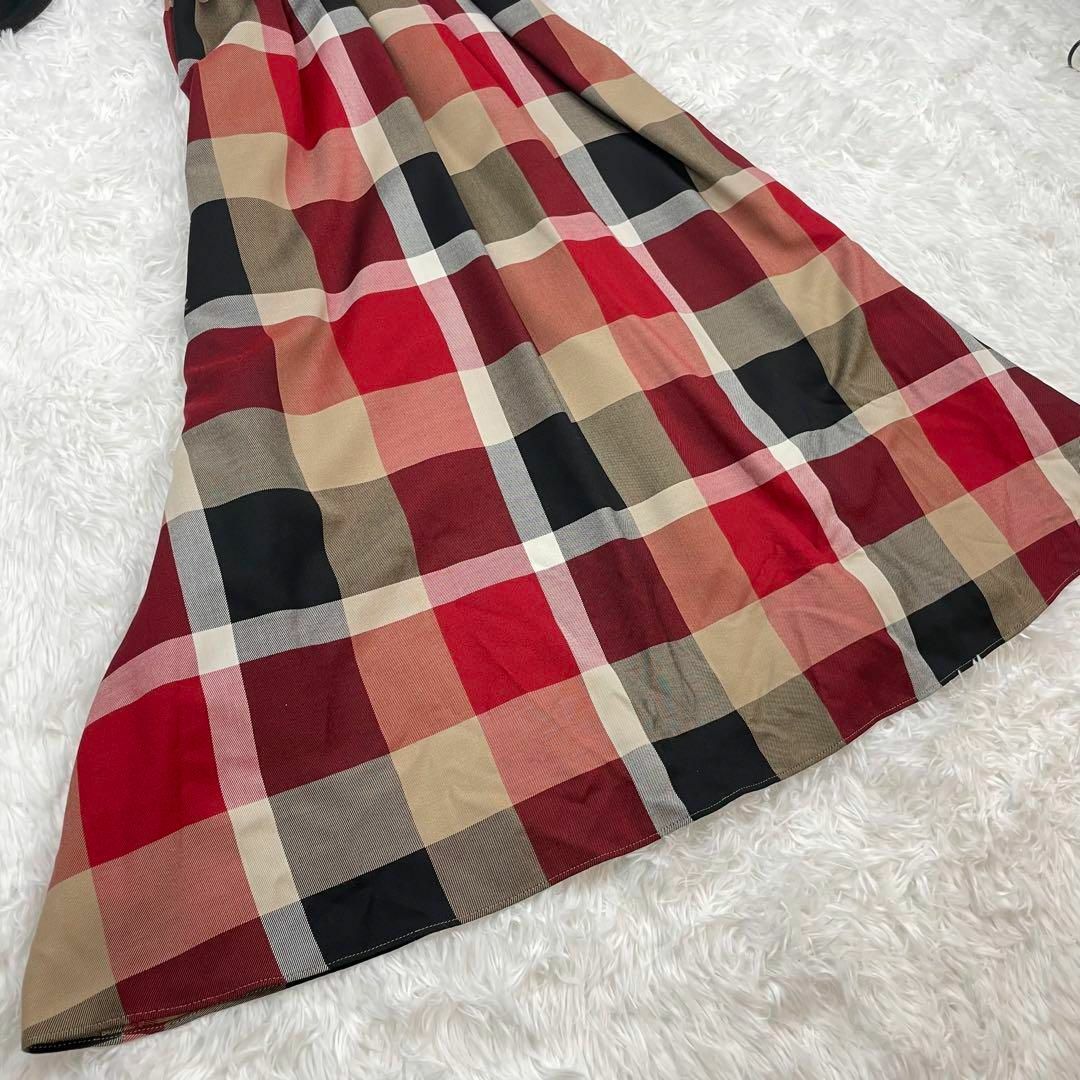 BURBERRY BLUE LABEL(バーバリーブルーレーベル)の極美品✨ブルーレーベルクレストブリッジ✨チェックドッキングワンピース✨38M✨赤 レディースのワンピース(ロングワンピース/マキシワンピース)の商品写真